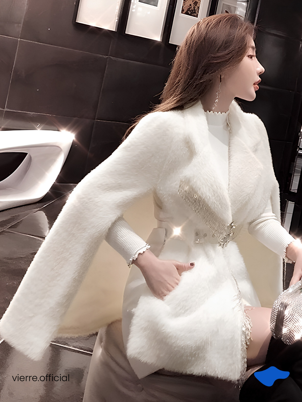 WOMAN - Queens Coat